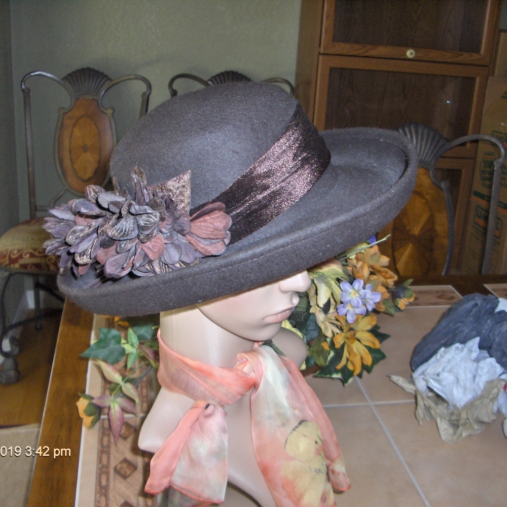 Ladies Hat